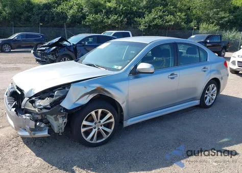 2013 Subaru Legacy 2.5I Premium из США, поврежденный, VIN 4S3BMBC61D3040830